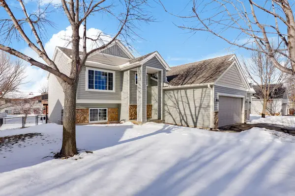 607 Dillon Avenue N, Montrose, MN 55363