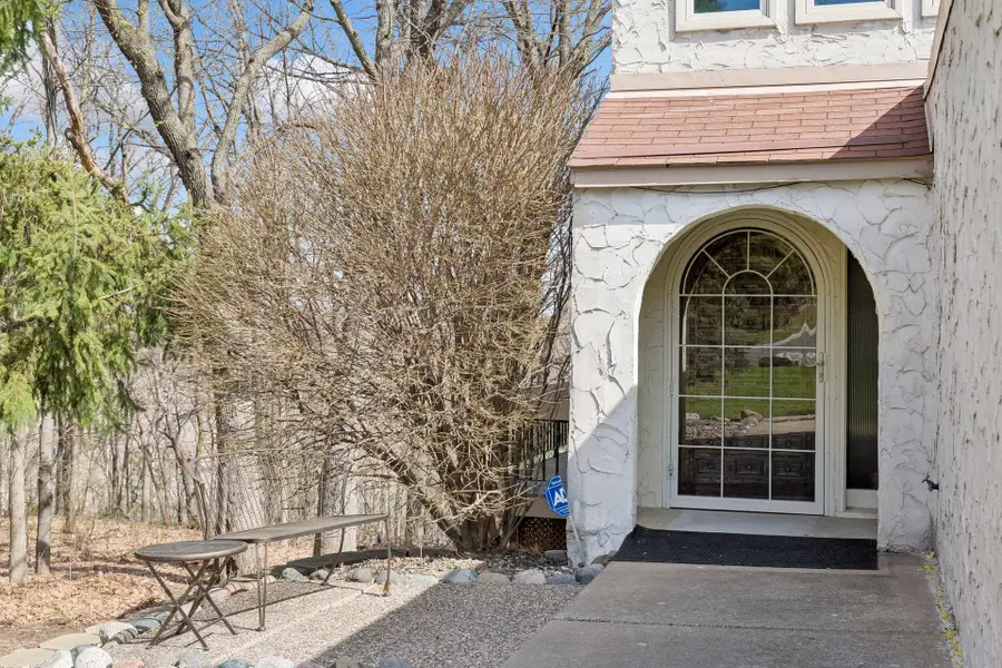 4334 Highland Drive, Saint Paul, MN 55126 - #3