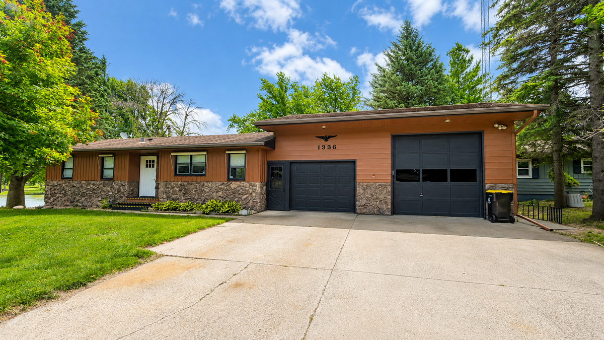 1336 Lucia Avenue, Fairmont, MN 56031 - #1