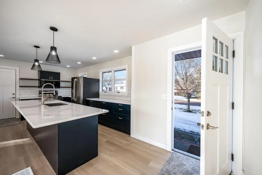 1336 Lucia Avenue, Fairmont, MN 56031 - Image #3