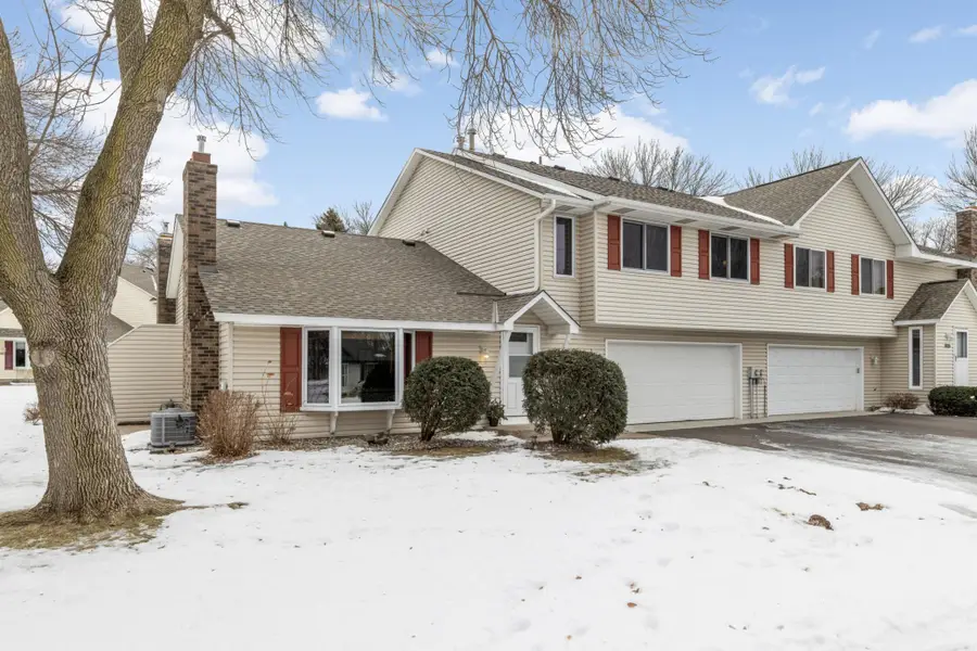 3628 Gershwin Lane N, Oakdale, MN 55128 - Image #2