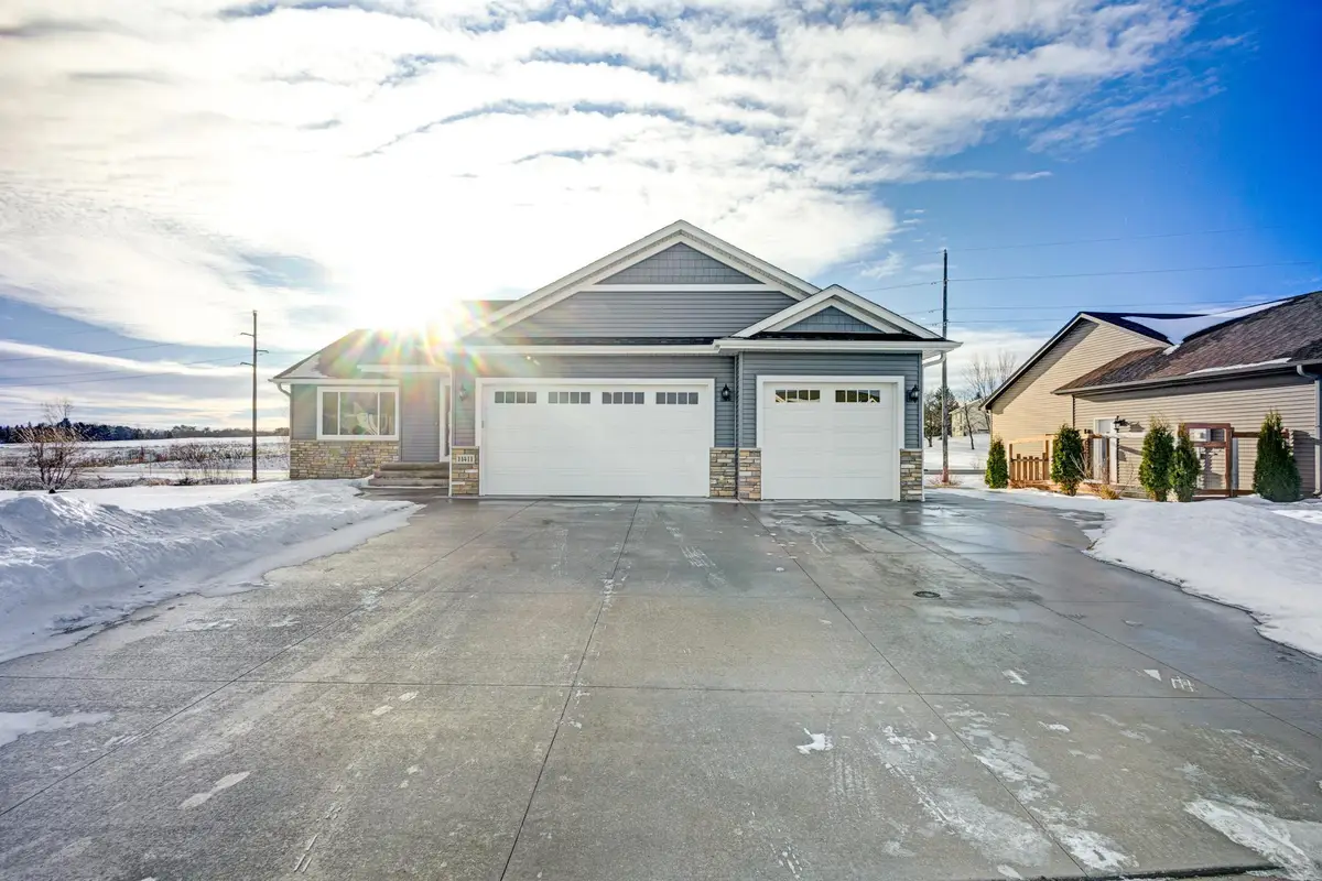 11411 Latham Lane, Chisago City, MN 55013 - #1