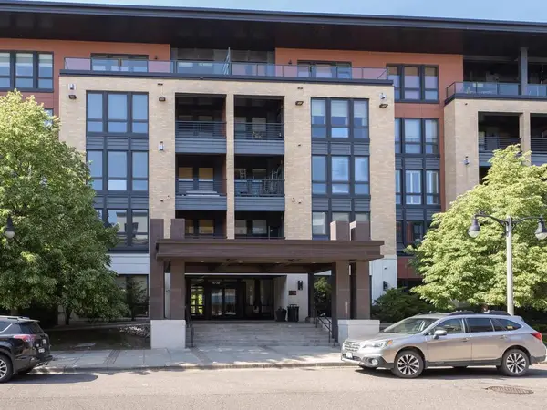 4730 Park Commons Drive #101, Minneapolis, MN 55416