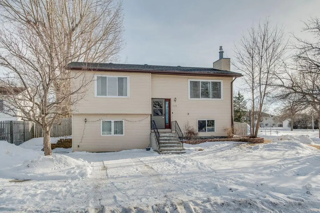 2174 Meadow Ridge Court, West Fargo, ND 58078 - Image #1