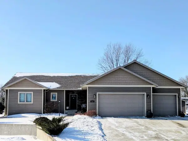 212 Eastwood Drive, Redwood Falls, MN 56283