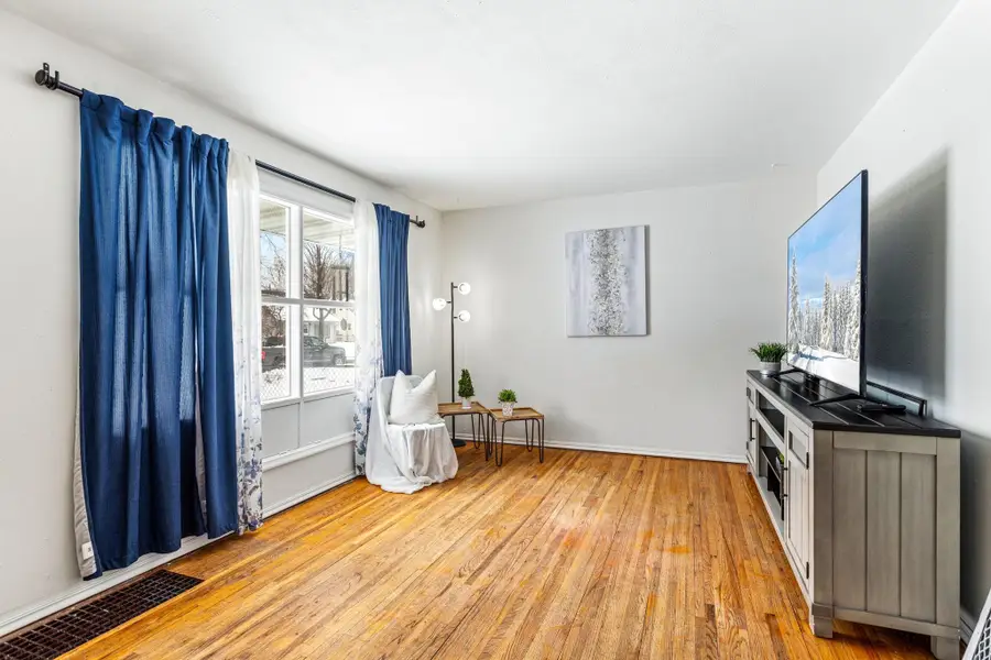 5222 Irving Avenue N, Minneapolis, MN 55430 - #3