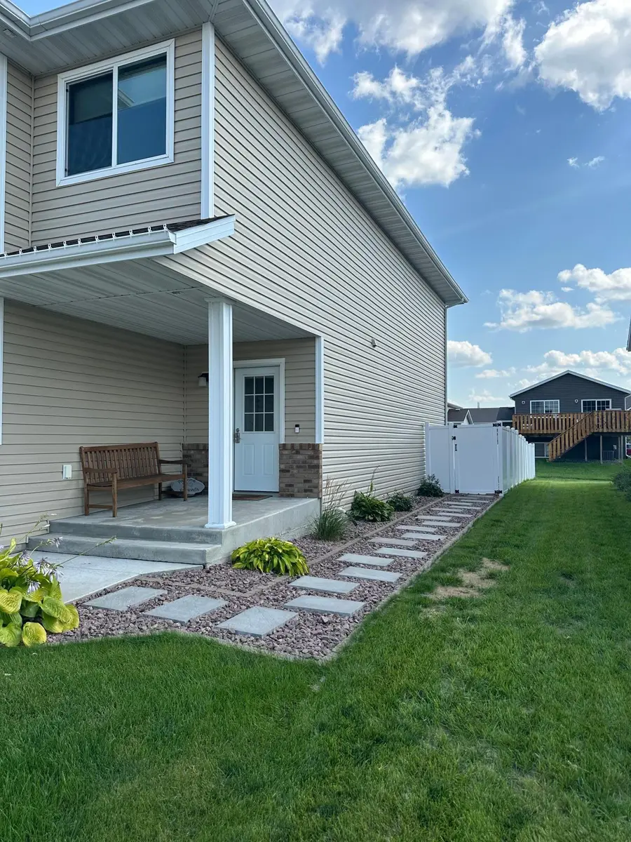 919 29th Avenue W, West Fargo, ND 58078 - Image #3