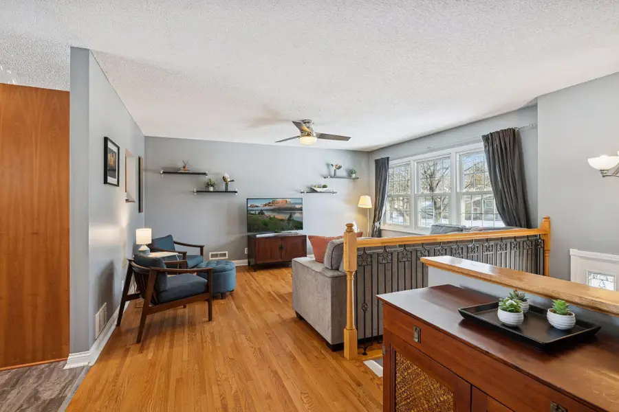 8330 Beard Road, Minneapolis, MN 55431 - Image #3