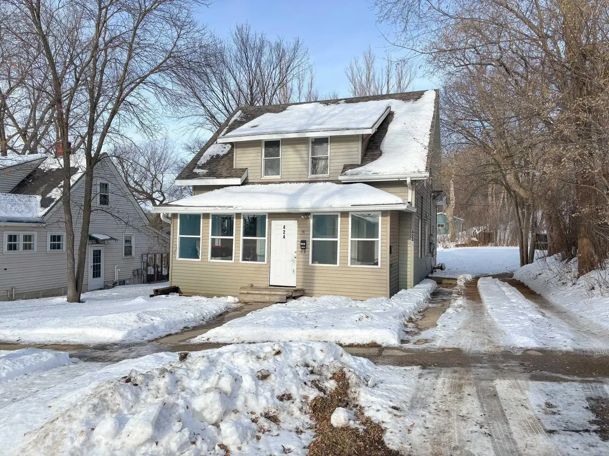 424 W Birch Avenue, Fergus Falls, MN 56537 - Image #1