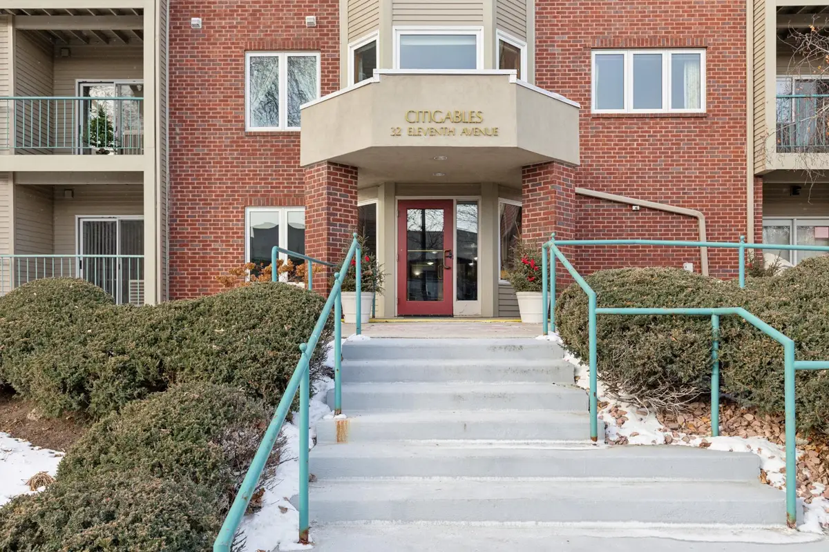 32 11th Avenue S #303, Hopkins, MN 55343 - #1