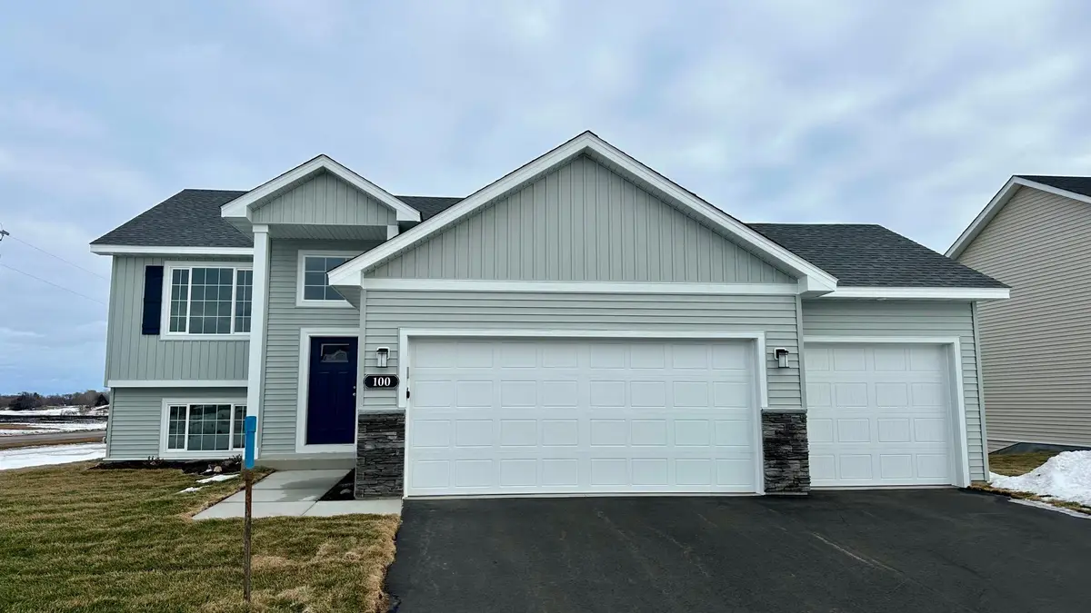 100 Robbie Lane, Howard Lake, MN 55349 - Image #1