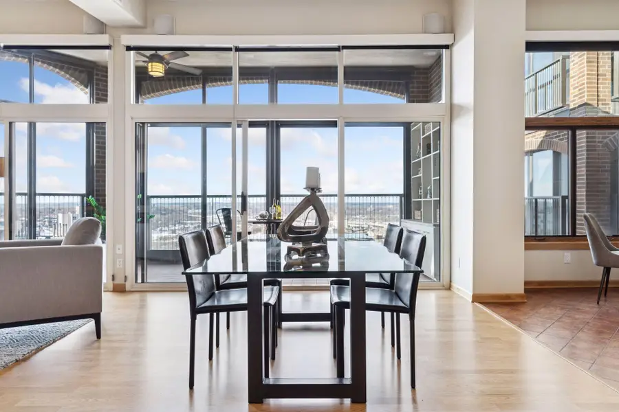 1201 Yale Place #2009, Minneapolis, MN 55403 - Image #2