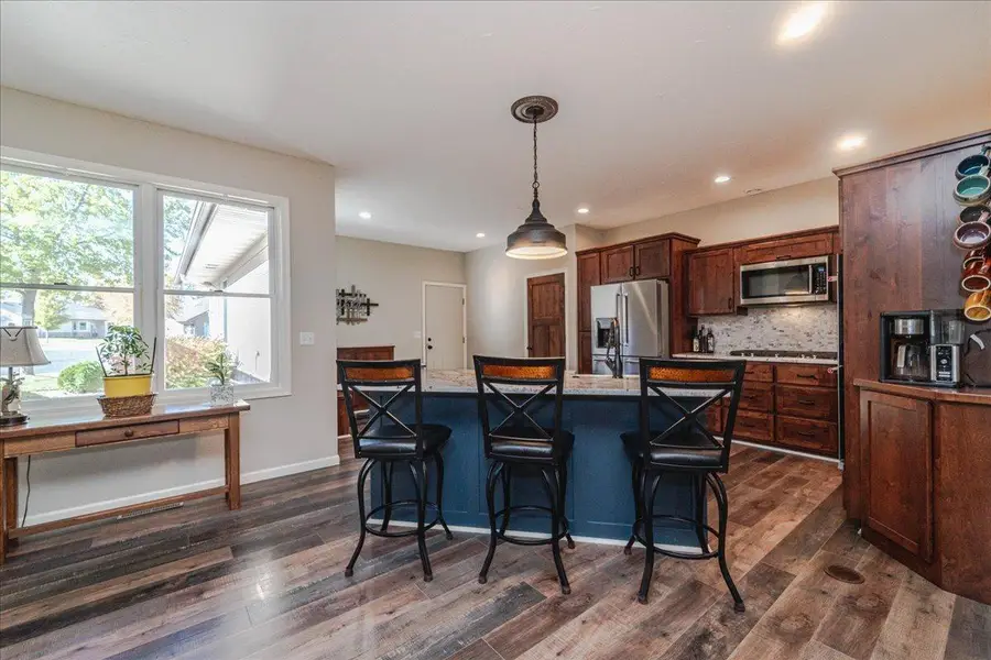 303 Fiddler Court Se, New Prague, MN 56071 - Image #2