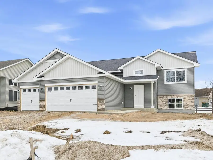 1301 Prairie Street Nw, Montgomery, MN 56069 - Image #2