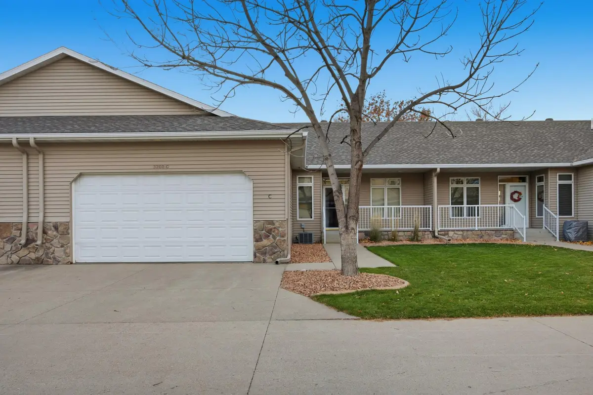 3260 S 40th Avenue S #C, Fargo, ND 58104 - Image #1
