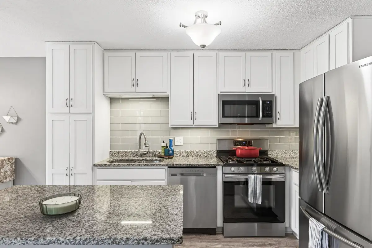 10381 Balsam Lane, Eden Prairie, MN 55347 - #1