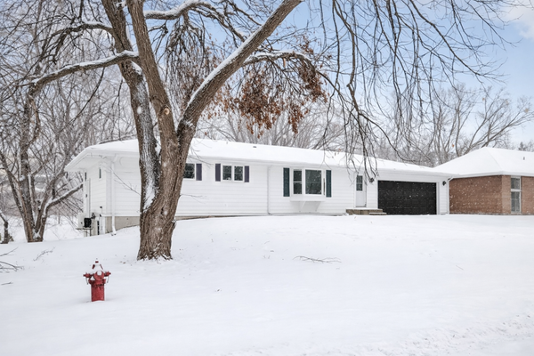 10920 Oak Knoll Terrace N, Hopkins, MN 55305