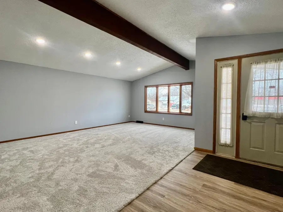 656 Chestnut Street, Big Stone City, SD 57216 - Image #2