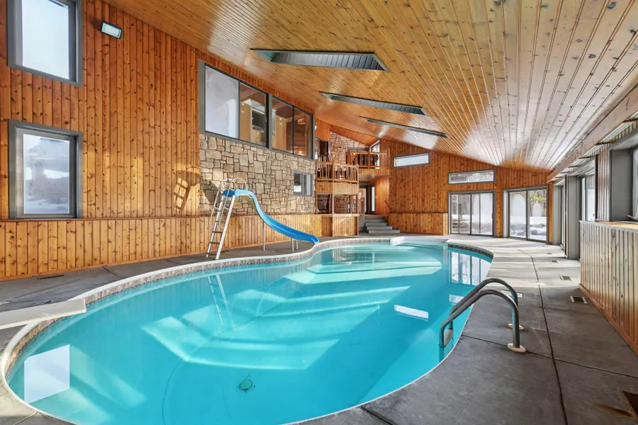 1063 Langston Court, Shakopee, MN 55379 - Image #2