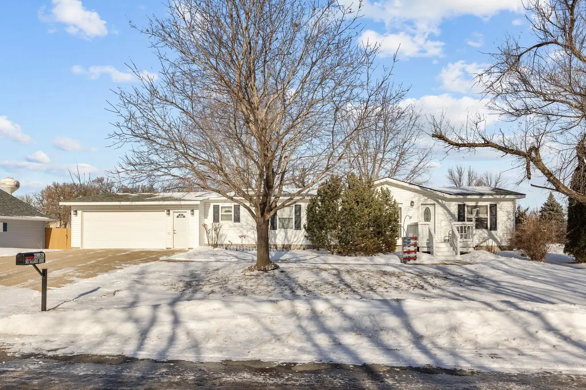 901 Sellards Drive, Dassel, MN 55325 - Image #1