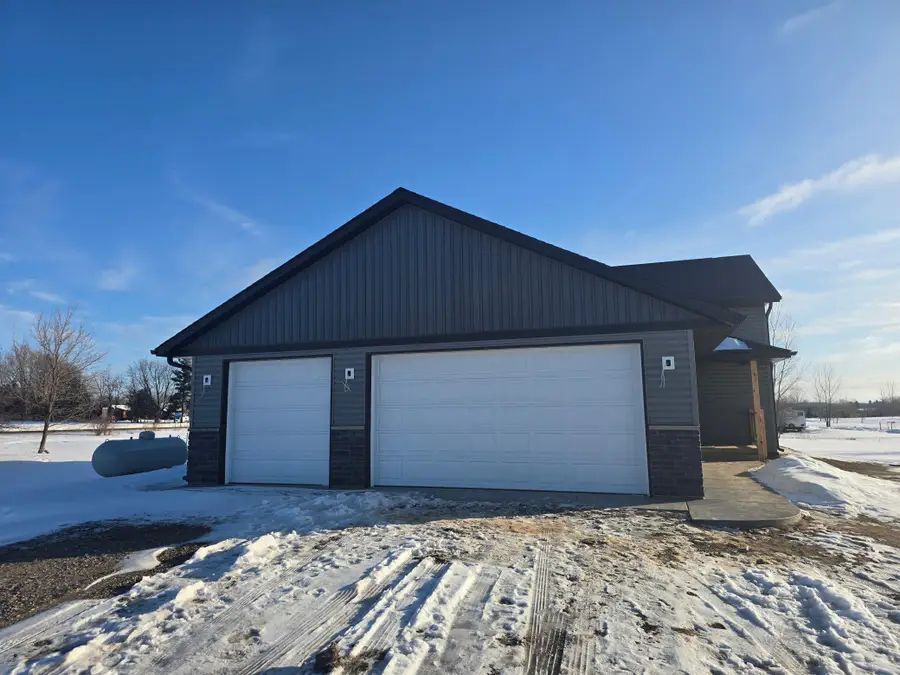 7319 Rolling Meadows Circle, Pine City, MN 55063 - #2