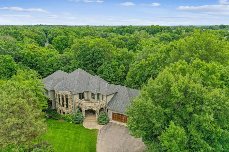18844 Bearpath Trail, Eden Prairie, MN 55347 - #3
