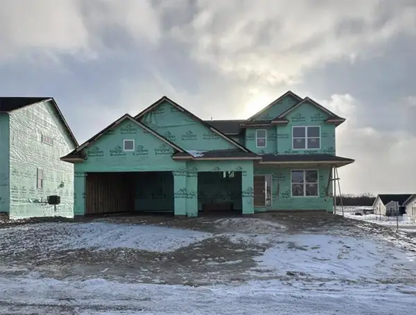 545 Waterford Place, Waconia, MN 55387