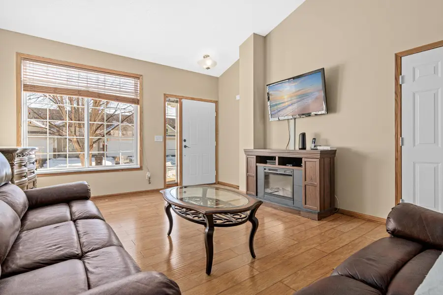 416 Creekside Drive, Buffalo, MN 55313 - #3