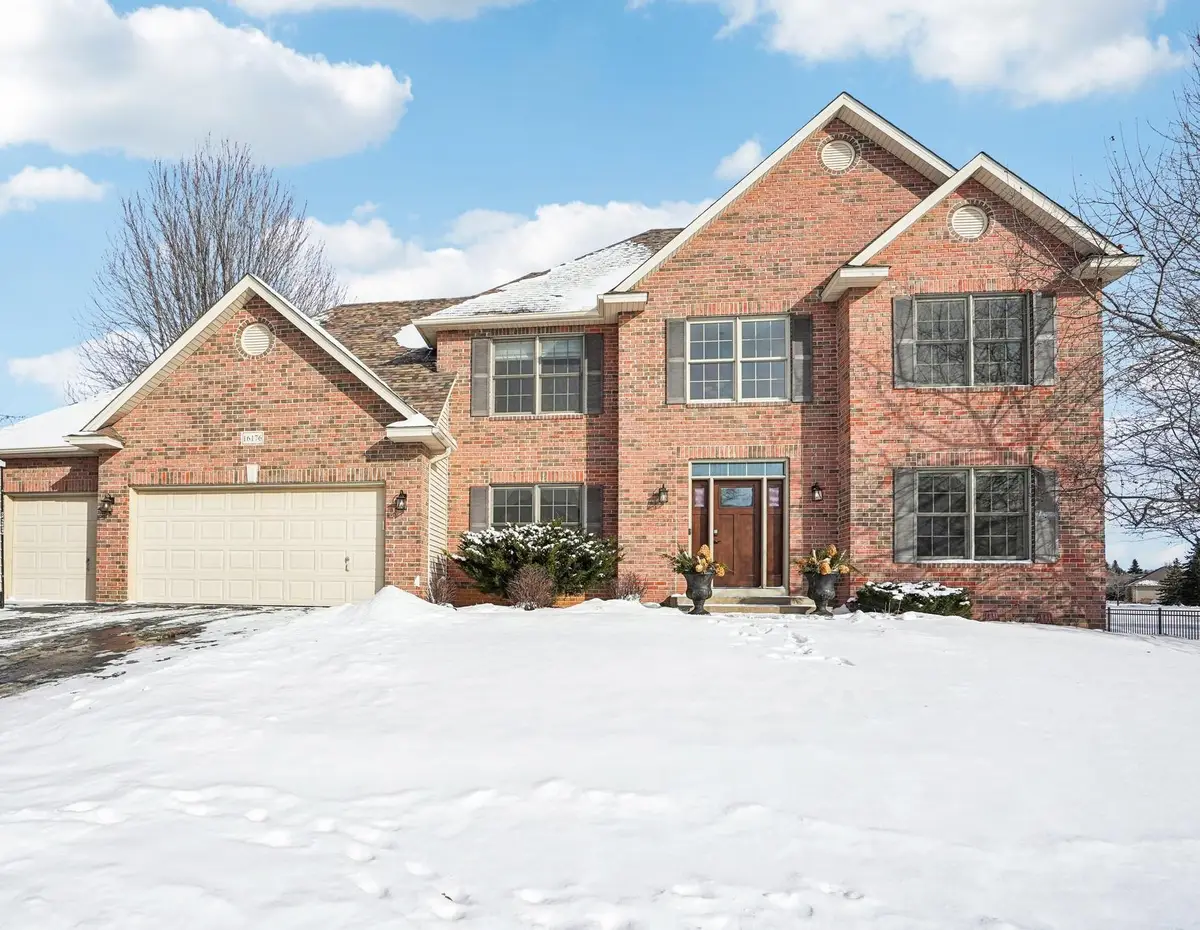 16176 Hawthorn Path, Lakeville, MN 55044 - #1