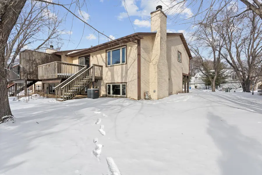 2765 21st Street Nw, Saint Paul, MN 55112 - Image #2