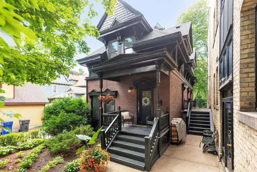 47 Saint Albans Street N, Saint Paul, MN 55104 - Image #2