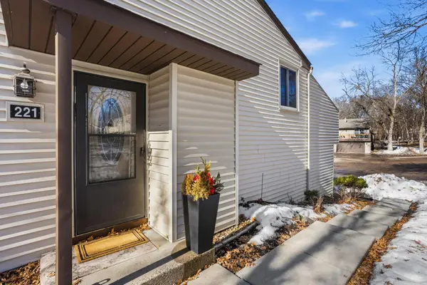 221 River Woods Lane, Burnsville, MN 55337