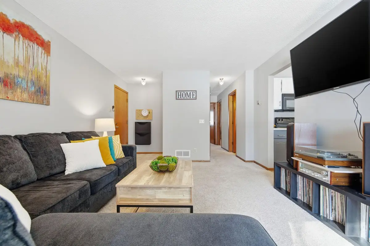 4340 Buckingham Court #1606, Vadnais Heights, MN 55127 - #1