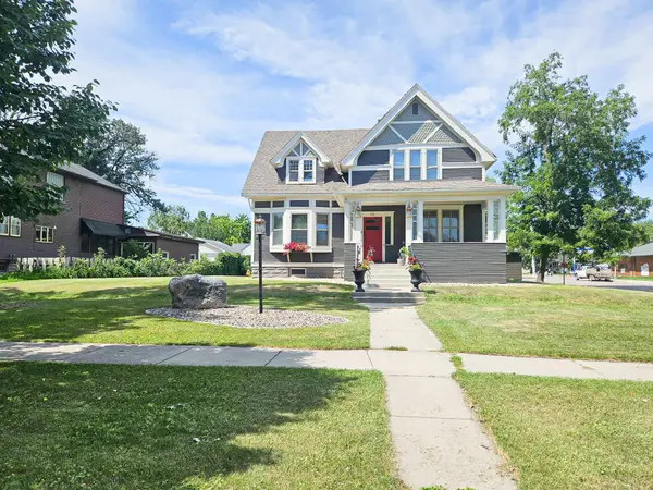 721 Labree Avenue N, Thief River Falls, MN 56701