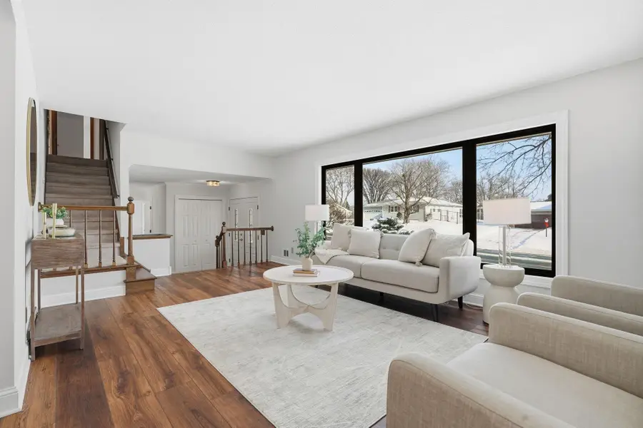 9912 Little Road, Bloomington, MN 55437 - Image #3