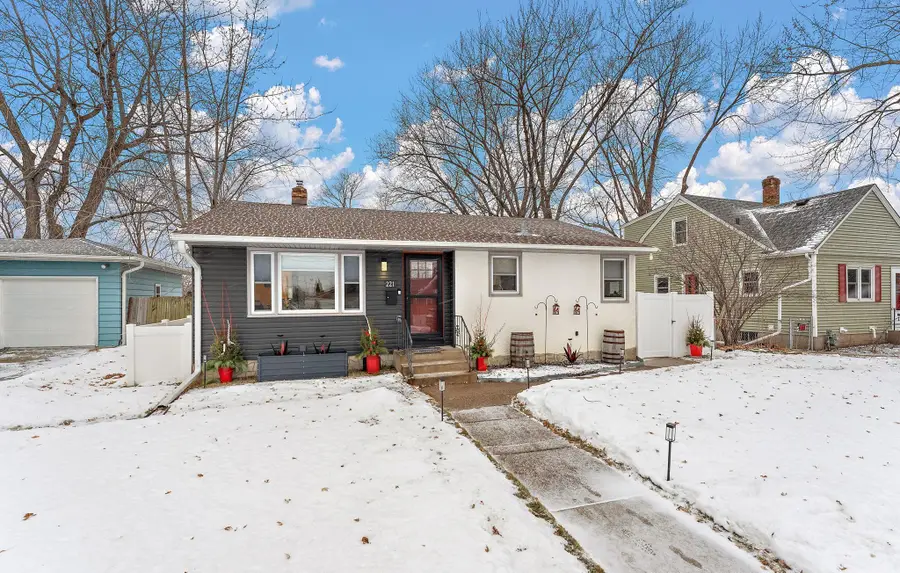 221 9th Street S, South Saint Paul, MN 55075 - Image #3