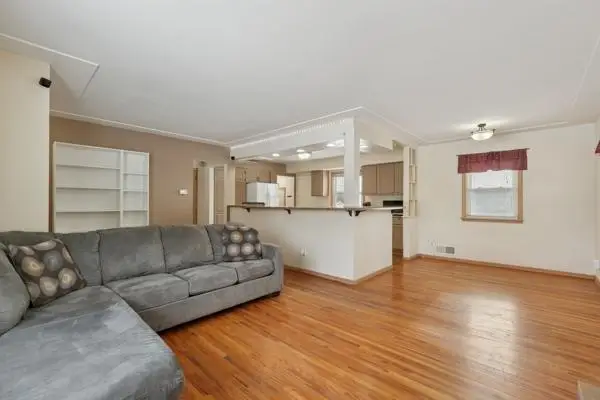 536 Idaho Avenue E, Saint Paul, MN 55130 - Image #3