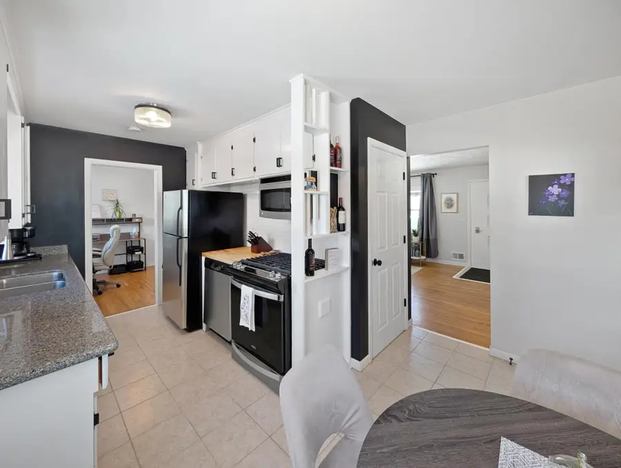 3611 Hampshire Avenue N, Minneapolis, MN 55427 - Image #3