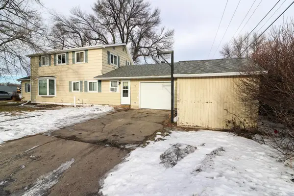 118 2nd Avenue Ne, Mayville, ND 58257