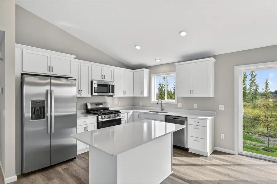 913 Brandenburg Lane, Waverly, MN 55390 - Image #2