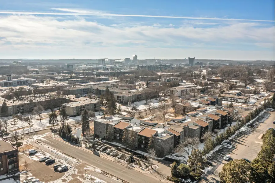 4120 Parklawn Avenue #120, Minneapolis, MN 55435 - #2