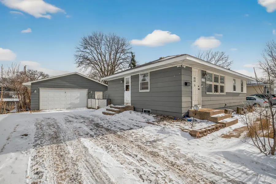 6330 Perry Avenue N, Minneapolis, MN 55429 - Image #2
