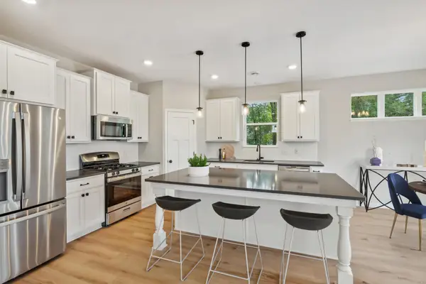 6130 157th Street N, Hugo, MN 55038