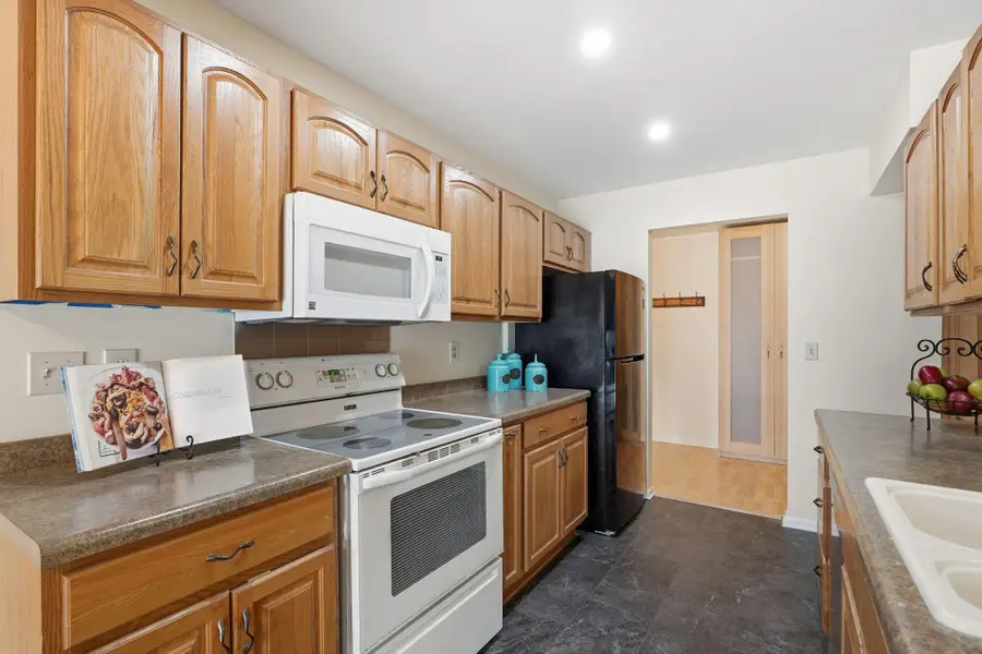 7290 Vista Court, Eden Prairie, MN 55346 - Image #3