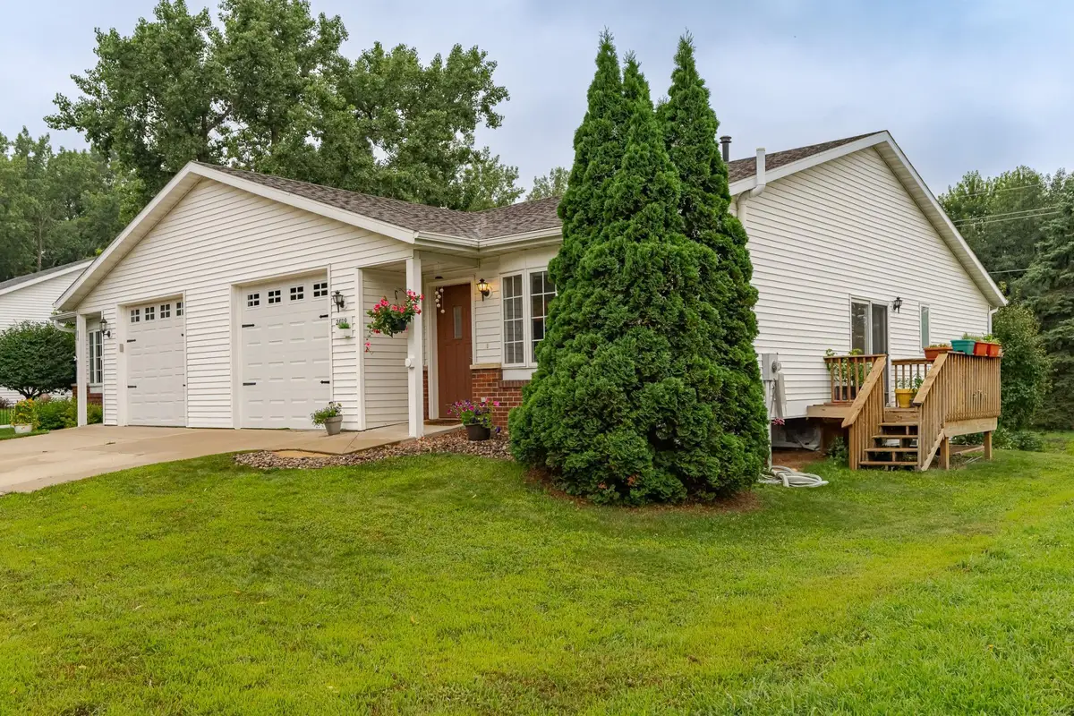 2809 Northern Valley Drive Ne, Rochester, MN 55906 - #1