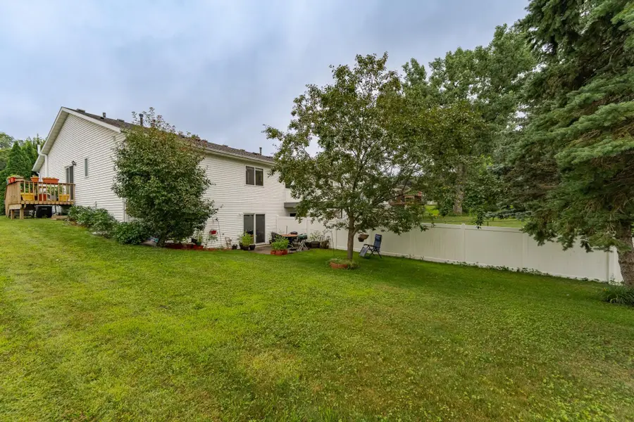 2809 Northern Valley Drive Ne, Rochester, MN 55906 - #2