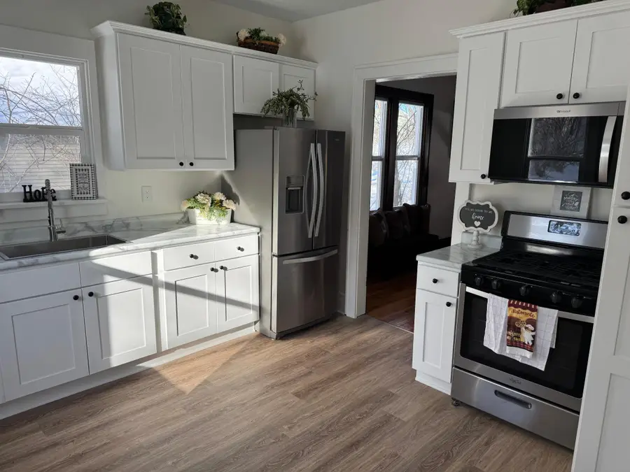 306 E 2nd Street, Albert Lea, MN 56007 - Image #3