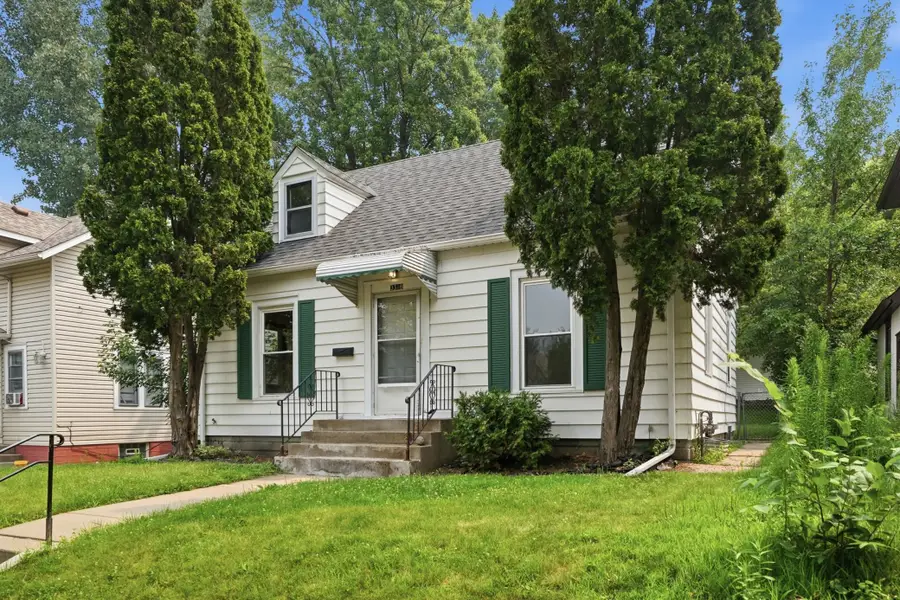 3318 Irving Avenue N, Minneapolis, MN 55412 - #2