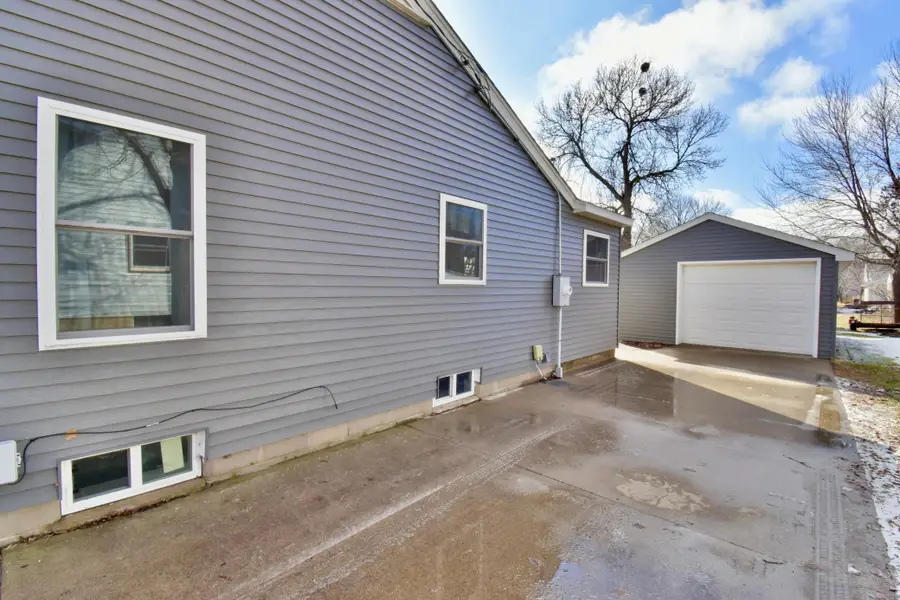 107 3rd Avenue Se, Saint Joseph, MN 56374 - #3