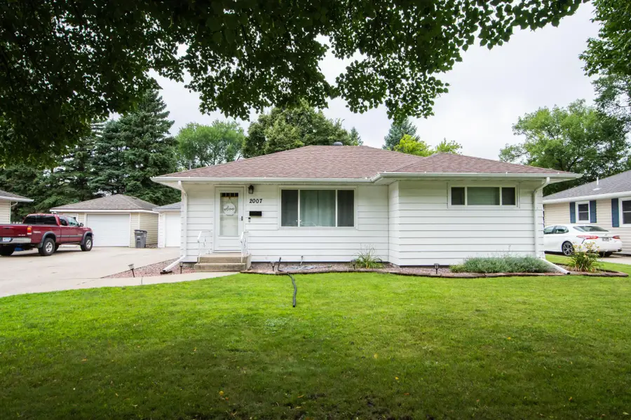 2007 6th Street S, Moorhead, MN 56560 - Image #3
